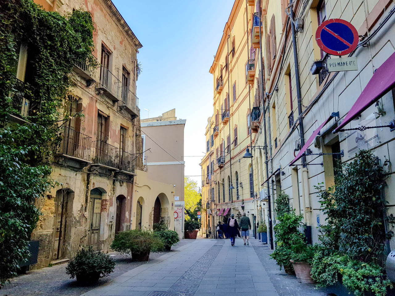 In de straten van Cagliari.