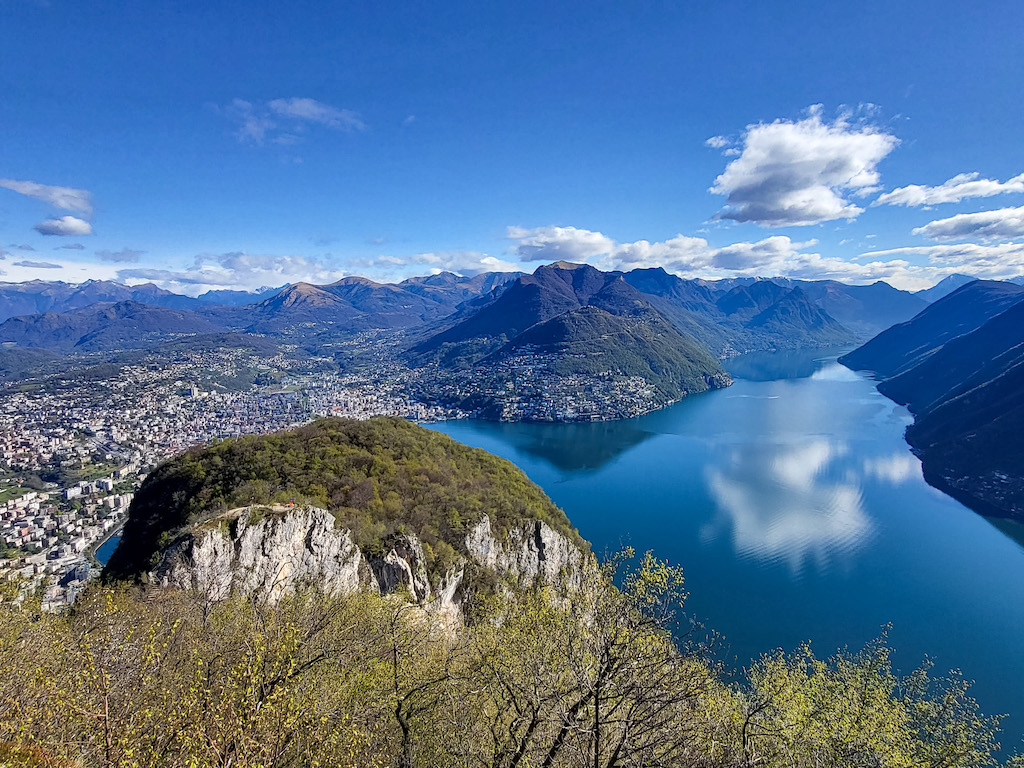 Wanderung im Herzen des Tessins: Von Lugano nach Morcote